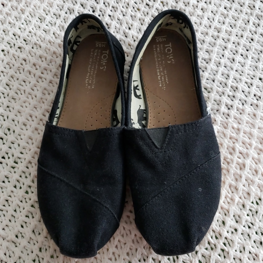 Toms